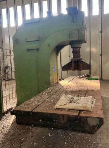 Pressa usata idraulica per raddrizzatura Emanuel - Plastin Gold